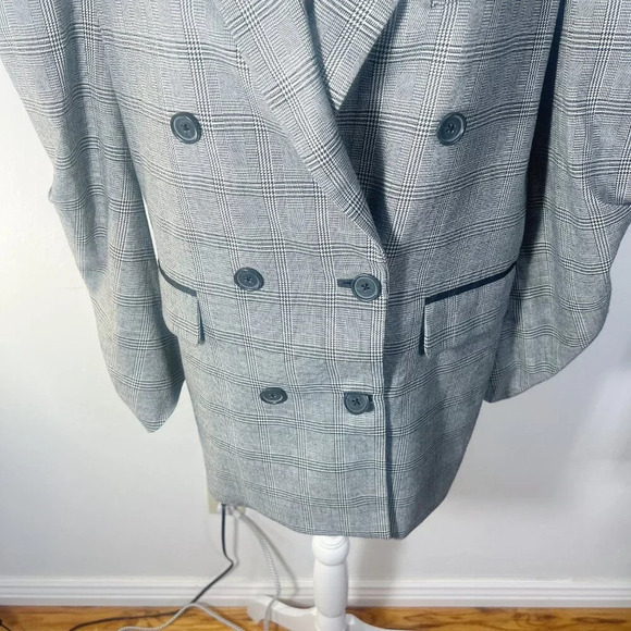Like New Joie Tomika Blazer in Caviar Multi Double Breasted Plaid Jacket Size 4 - Picture 4 of 8